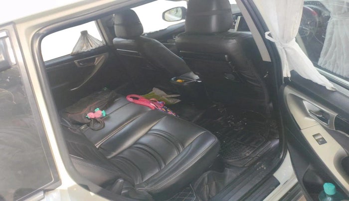 2018 Toyota Innova Crysta 2.4 VX 8 STR, Diesel, Manual, 1,09,275 km, interior