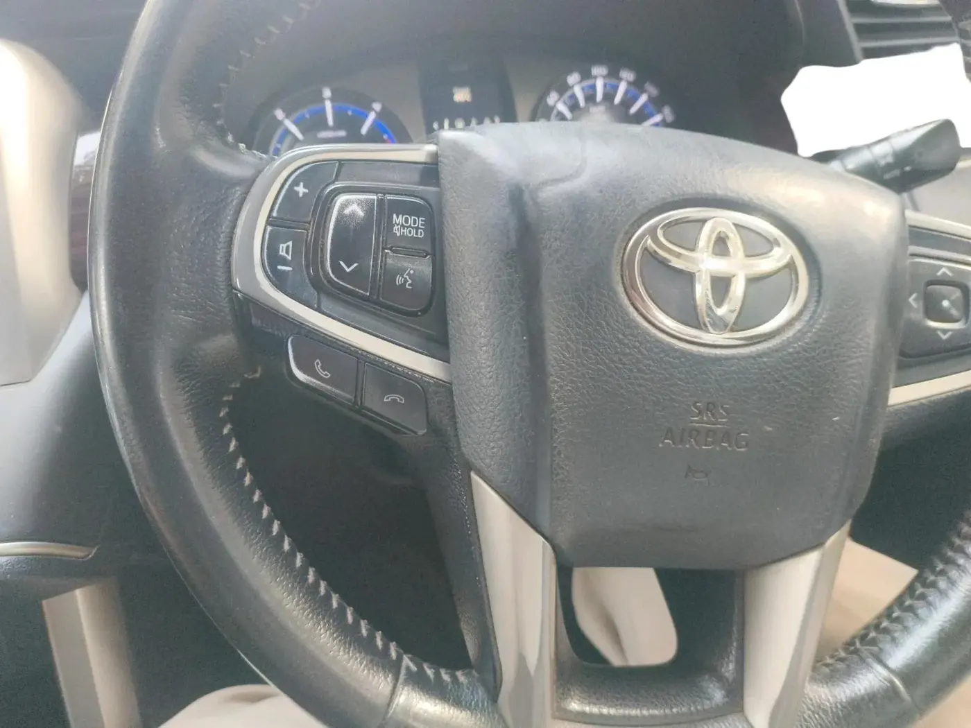 2018 Toyota Innova Crysta 2.4 VX 8 STR, Diesel, Manual, 1,09,275 km, interior