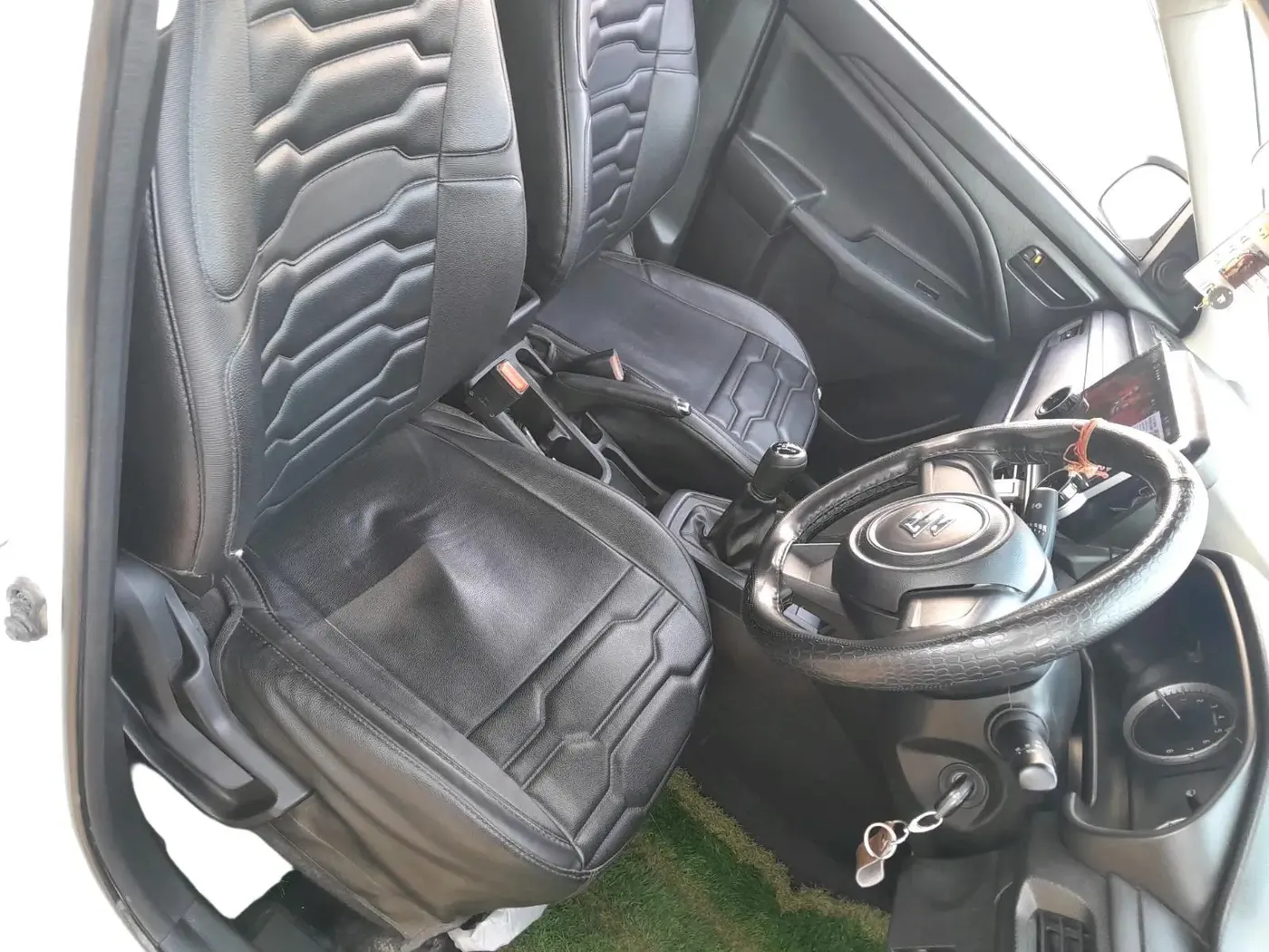 2024 Maruti BREZZA LXI S- CNG, CNG, Manual, 22,883 km, interior