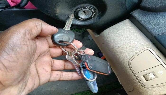 2017 Hyundai Eon MAGNA + AIRBAG, Petrol, Manual, 96,172 km, interior