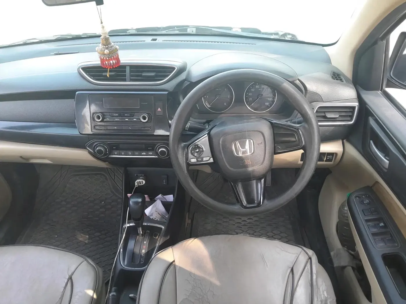 2018 Honda Amaze 1.5L I-DTEC V CVT, Diesel, Automatic, 1,53,521 km, interior