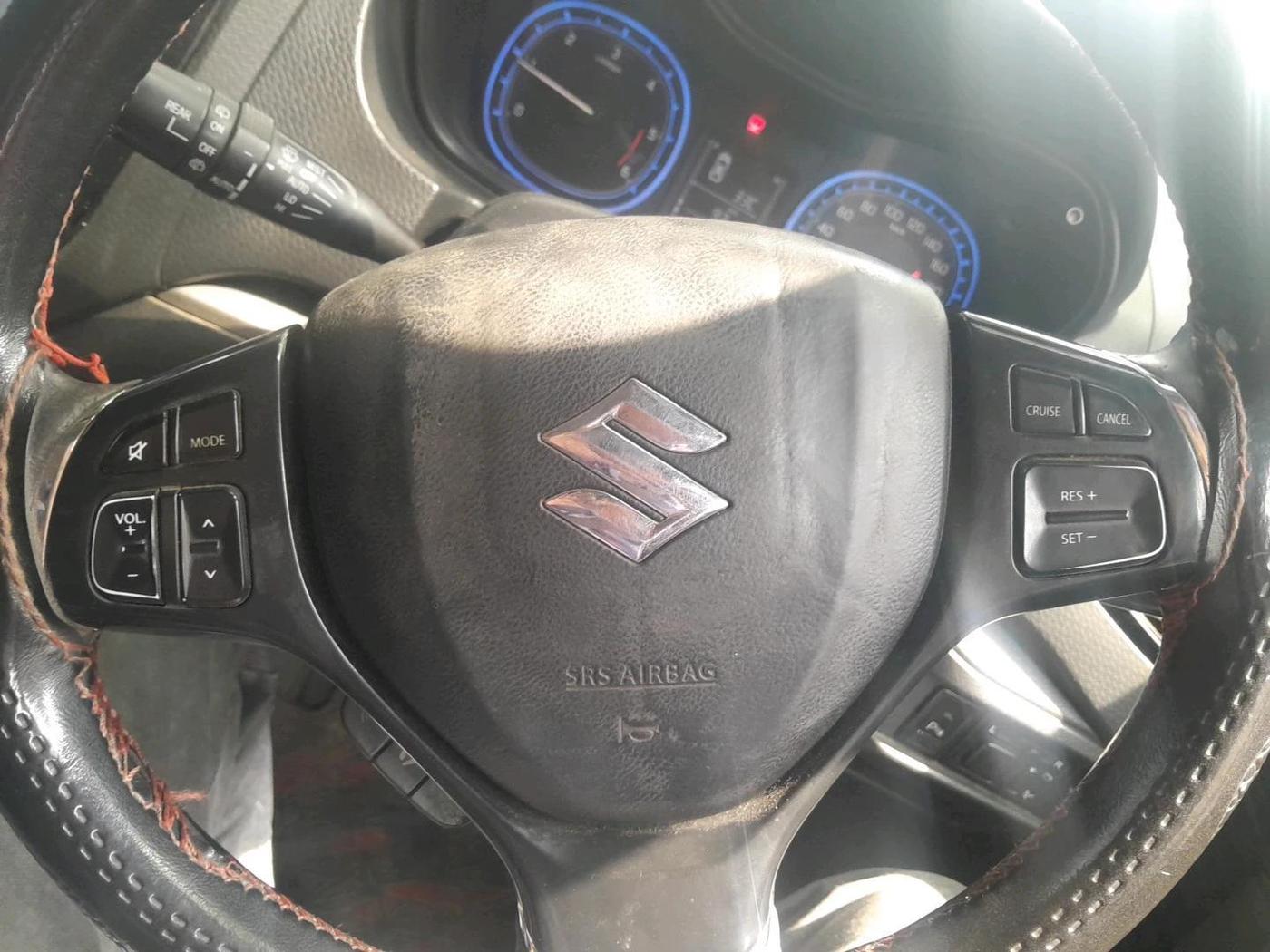 2016 Maruti Vitara Brezza ZDI PLUS, Diesel, Manual, 1,06,854 km, interior