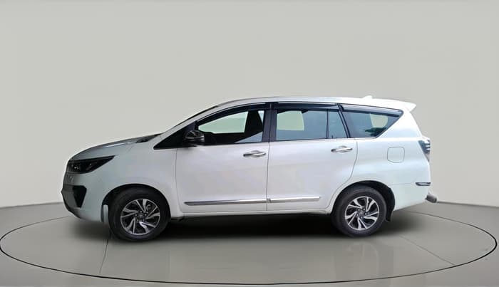 2022 Toyota Innova Crysta 2.4 VX 7 STR, Diesel, Manual, 90,742 km, exterior