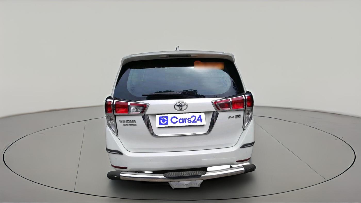 2022 Toyota Innova Crysta 2.4 VX 7 STR, Diesel, Manual, 90,742 km, exterior