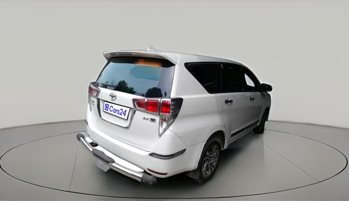 2022 Toyota Innova Crysta 2.4 VX 7 STR, Diesel, Manual, 90,742 km, exterior
