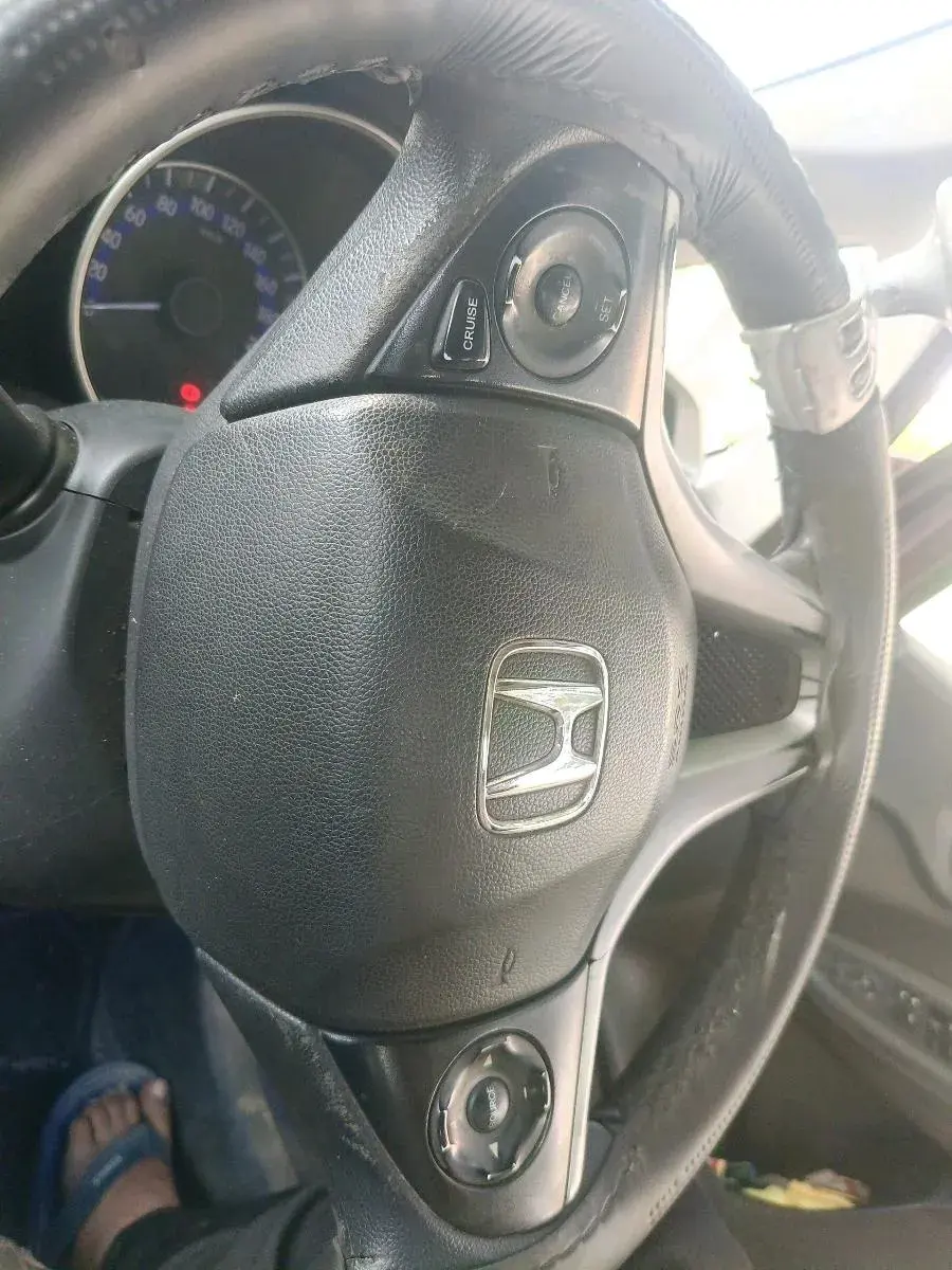 2017 Honda WR-V 1.5L I-DTEC VX MT, Diesel, Manual, 1,15,096 km, interior