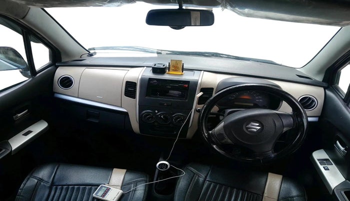 2017 Maruti Wagon R 1.0 LXI CNG, CNG, Manual, 1,50,750 km, interior
