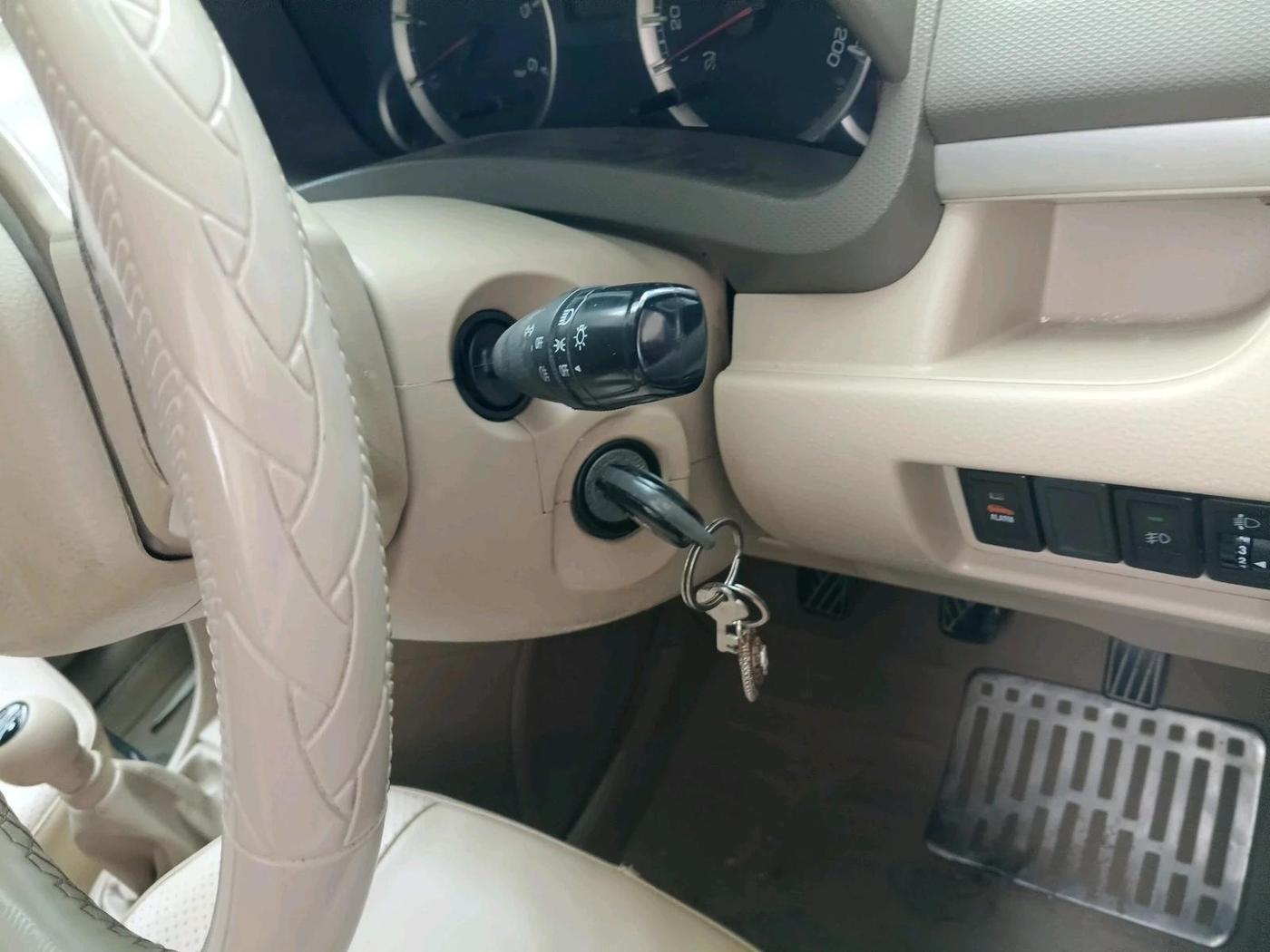 2014 Maruti Ertiga VDI, Diesel, Manual, 1,91,050 km, interior