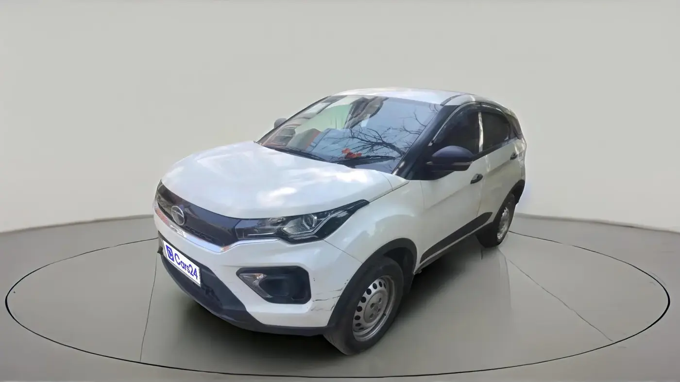 2023 Tata NEXON XE PETROL, Petrol, Manual, 39,146 km, exterior