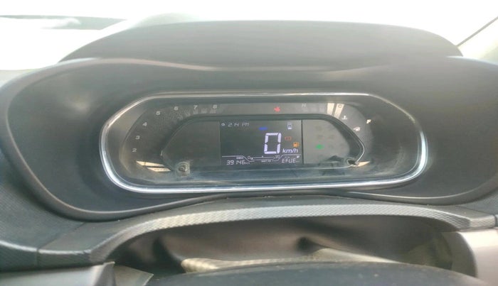 2023 Tata NEXON XE PETROL, Petrol, Manual, 39,146 km, interior