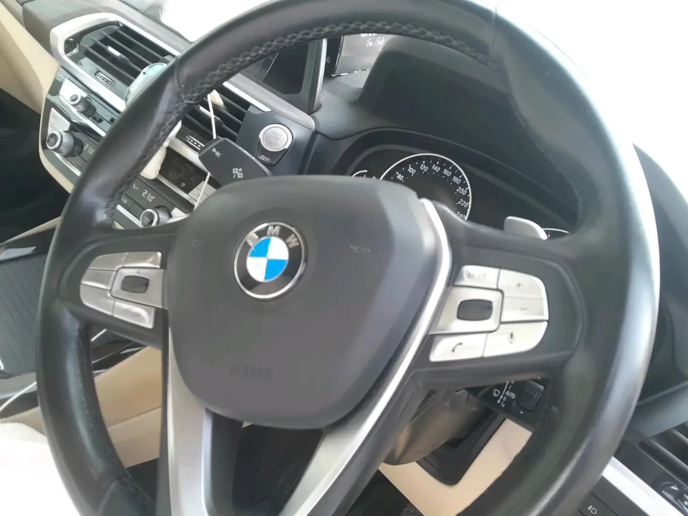 2019 BMW X3 xDrive 20d xLine, Diesel, Automatic, 38,370 km, interior