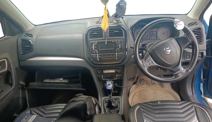 2017 Maruti Vitara Brezza ZDI, Diesel, Manual, 1,07,617 km, interior