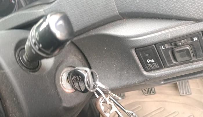 2017 Maruti Vitara Brezza ZDI, Diesel, Manual, 1,07,617 km, interior
