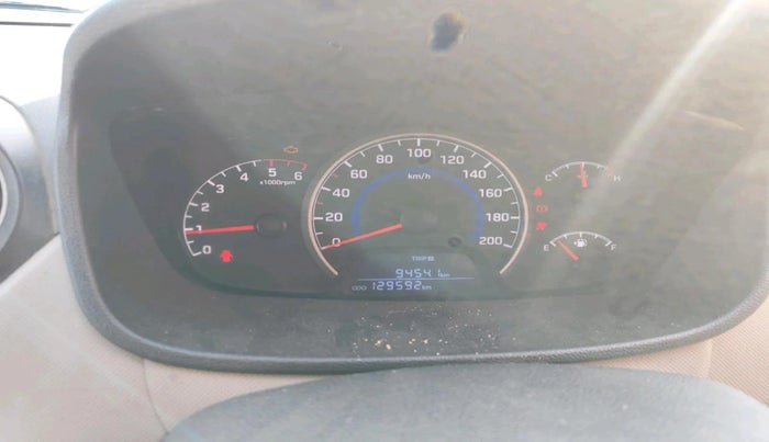 2017 Hyundai Grand i10 MAGNA U2 1.2 CRDI, Diesel, Manual, 1,29,592 km, interior