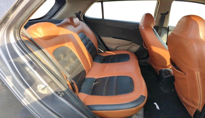 2017 Hyundai Grand i10 MAGNA U2 1.2 CRDI, Diesel, Manual, 1,29,592 km, interior