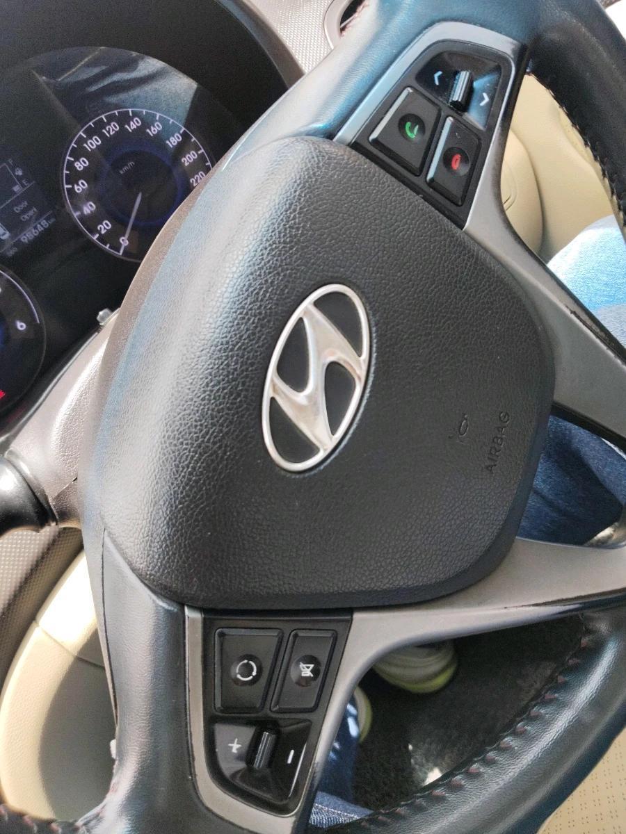 2016 Hyundai Verna 1.6 CRDI SX (O), Diesel, Manual, 98,648 km, interior