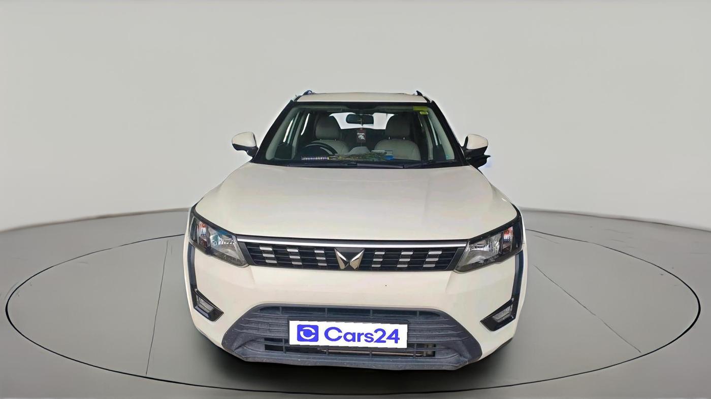 2023 Mahindra XUV300 W6 1.5 Diesel, Diesel, Manual, 34,857 km, exterior
