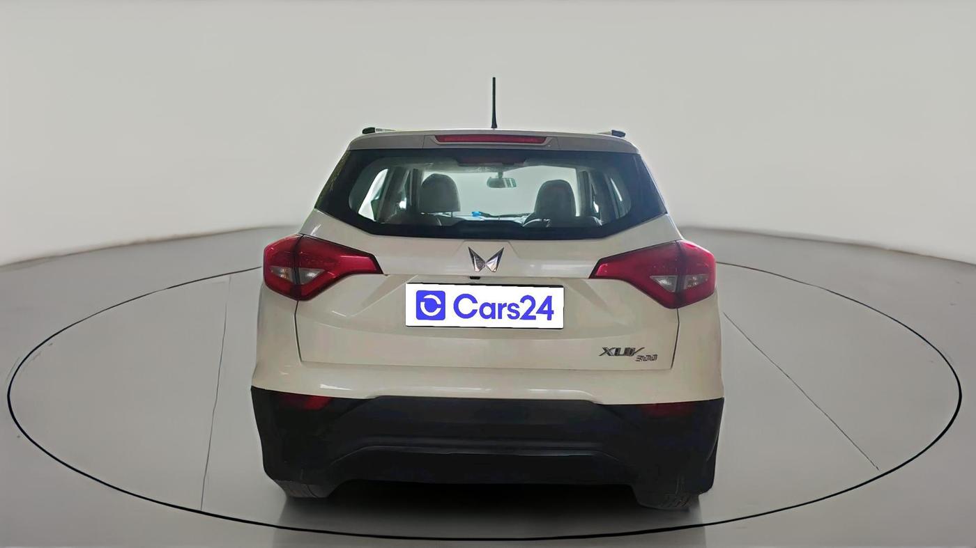 2023 Mahindra XUV300 W6 1.5 Diesel, Diesel, Manual, 34,857 km, exterior