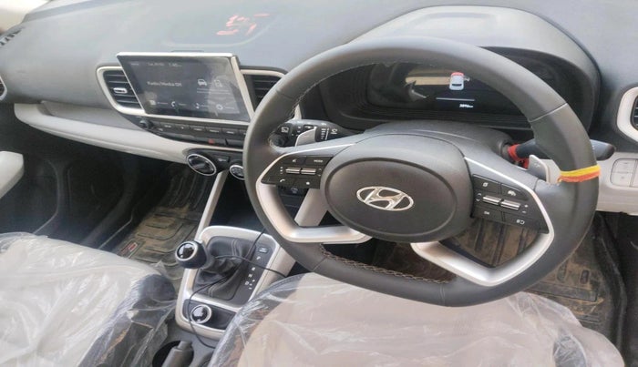 2025 Hyundai VENUE S (O) 1.0 Turbo Petrol DCT, Petrol, Automatic, 3,896 km, interior