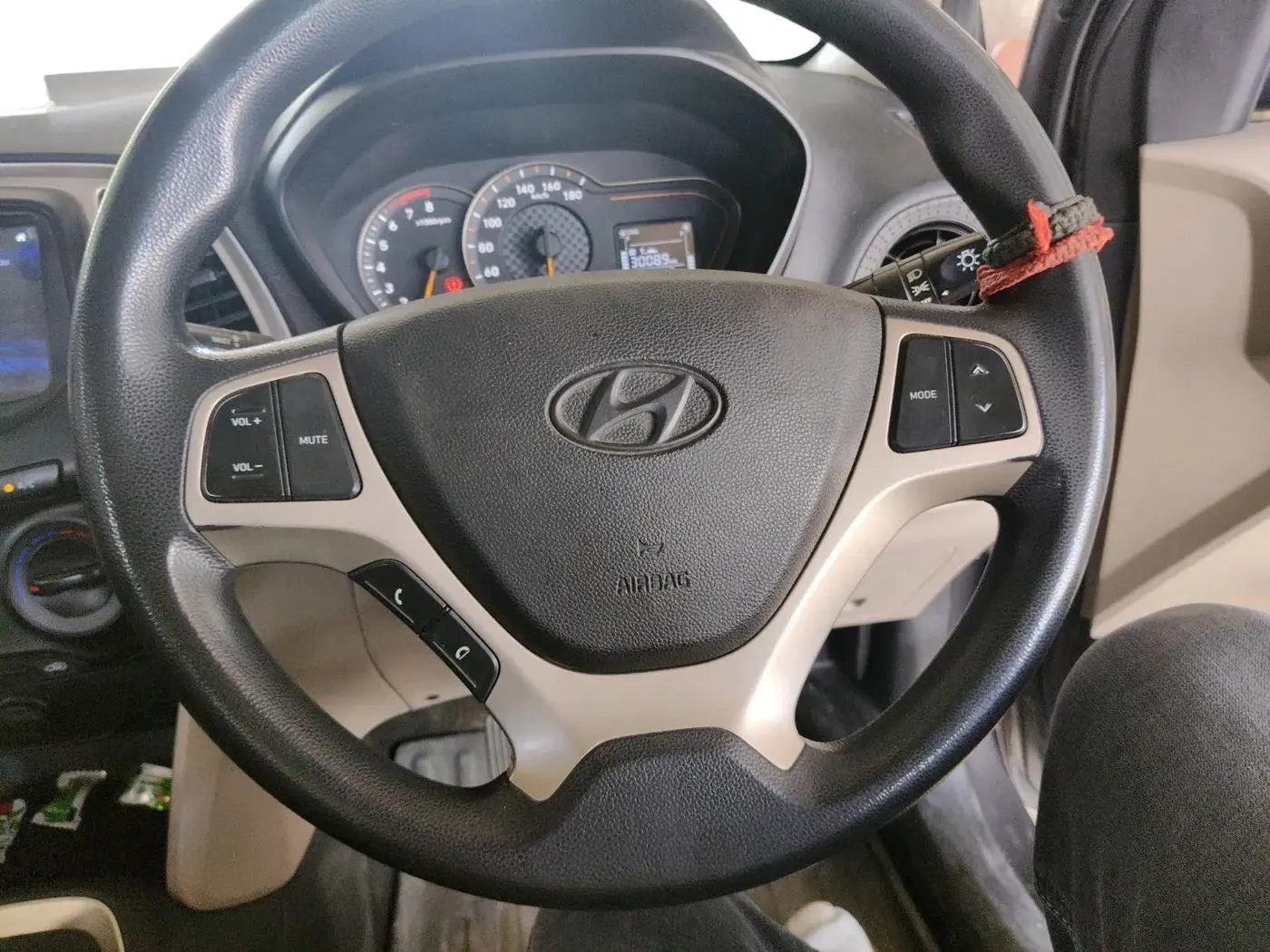 2022 Hyundai NEW SANTRO SPORTZ EXECUTIVE MT CNG, CNG, Manual, 4,00,000 km, interior