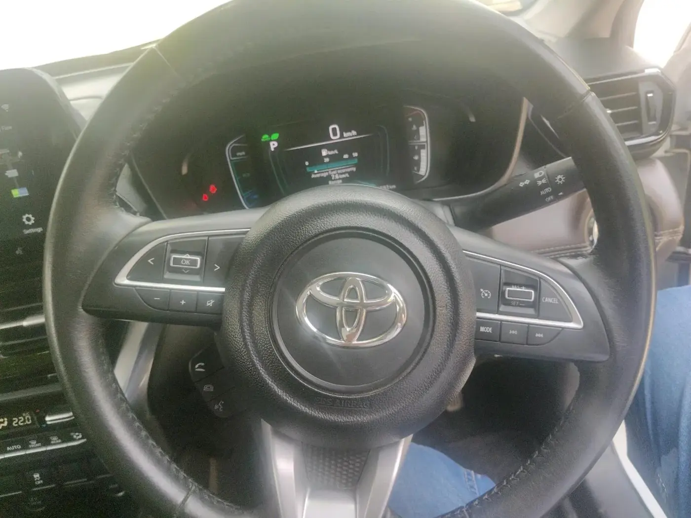2023 Toyota URBAN CRUISER HYRYDER V HYBRID, Hybrid, Automatic, 24,593 km, interior