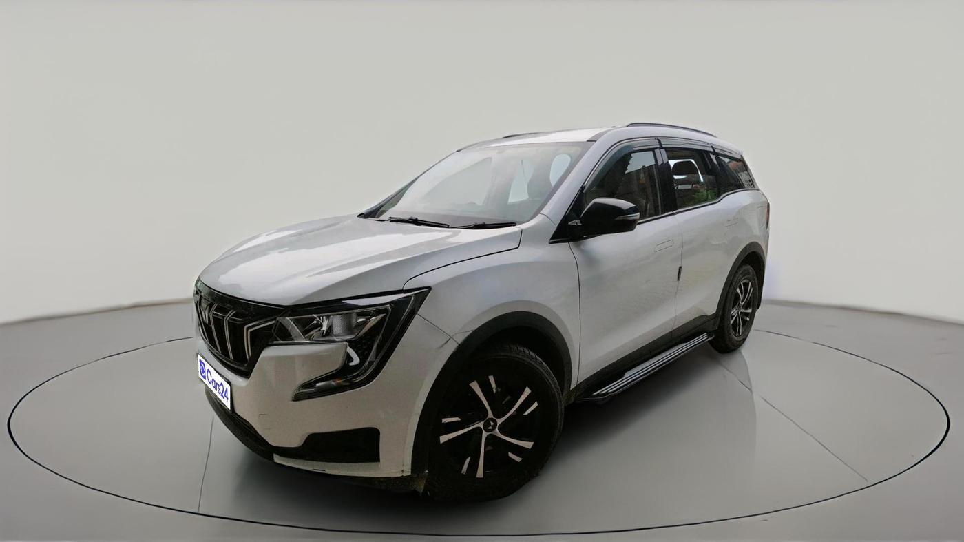 2023 Mahindra XUV700 MX D MT 5 STR, Diesel, Manual, 69,053 km, exterior