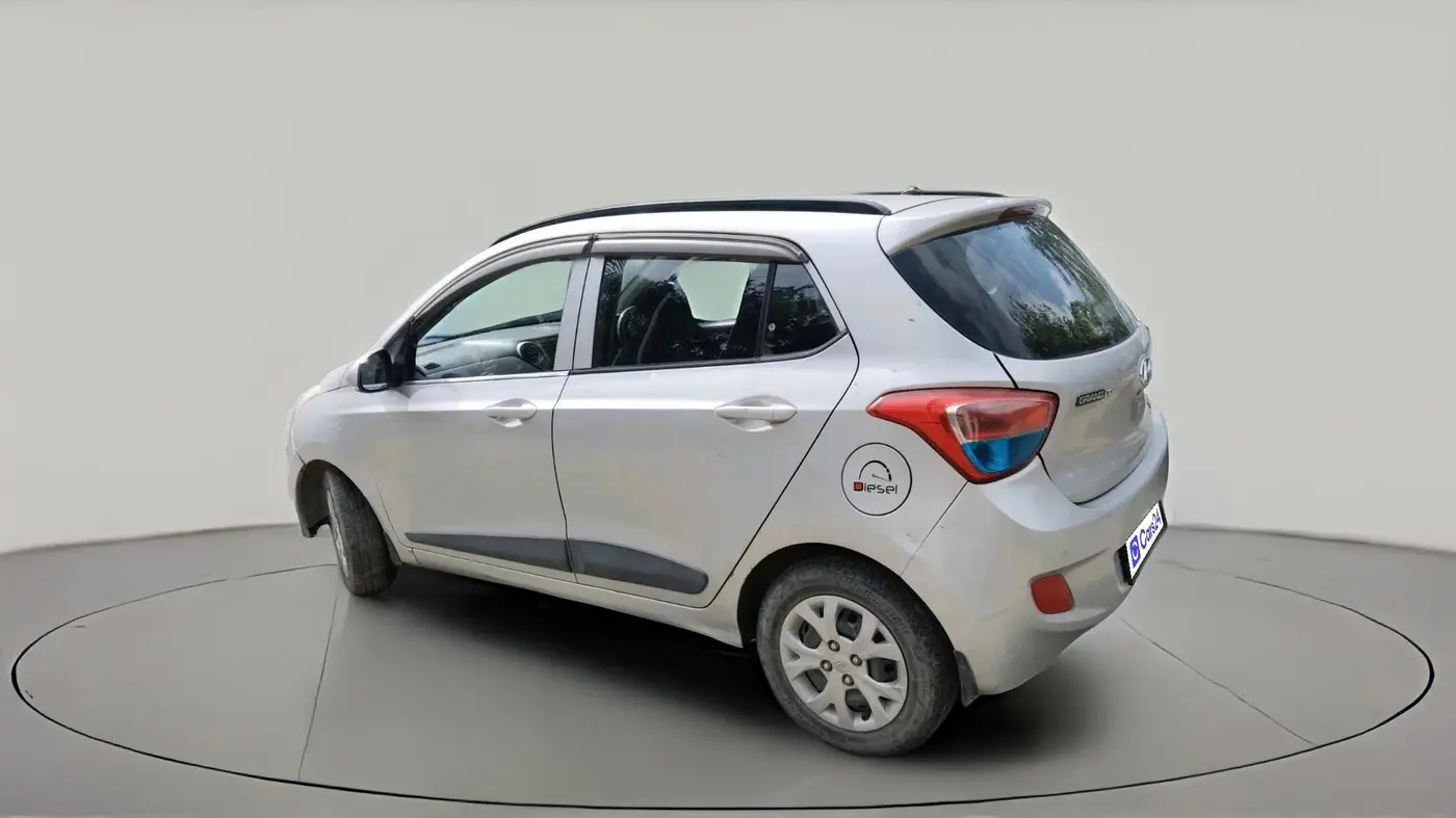 2016 Hyundai Grand i10 SPORTZ 1.1 CRDI, Diesel, Manual, 1,04,350 km, exterior