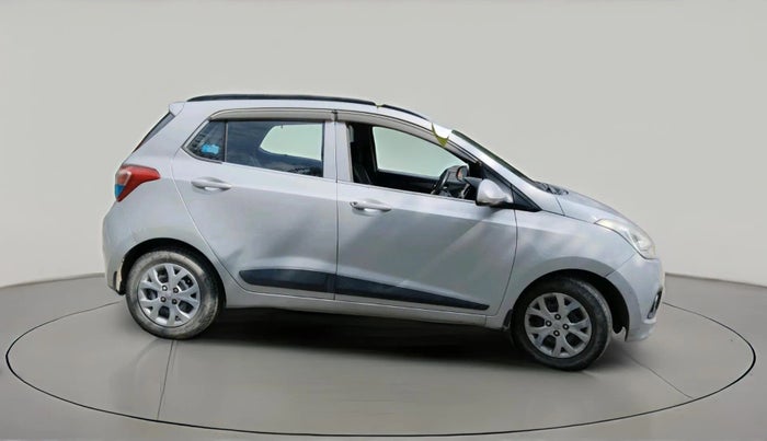 2016 Hyundai Grand i10 SPORTZ 1.1 CRDI, Diesel, Manual, 1,04,350 km, exterior