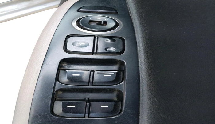 2016 Hyundai Grand i10 SPORTZ 1.1 CRDI, Diesel, Manual, 1,04,350 km, interior