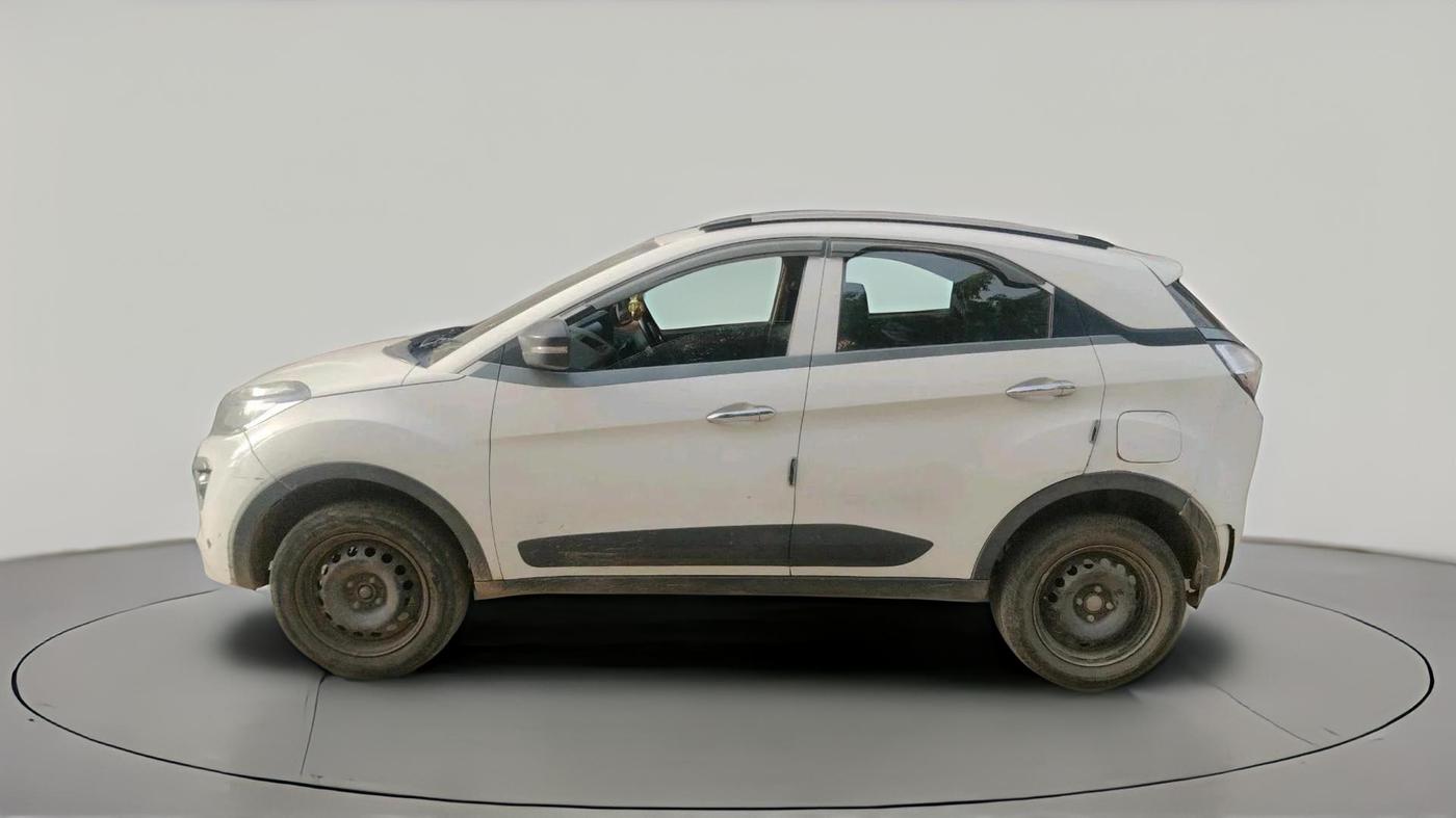 2018 Tata NEXON XM PETROL, Petrol, Manual, 1,23,393 km, exterior
