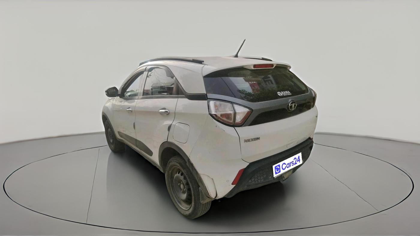 2018 Tata NEXON XM PETROL, Petrol, Manual, 1,23,393 km, exterior