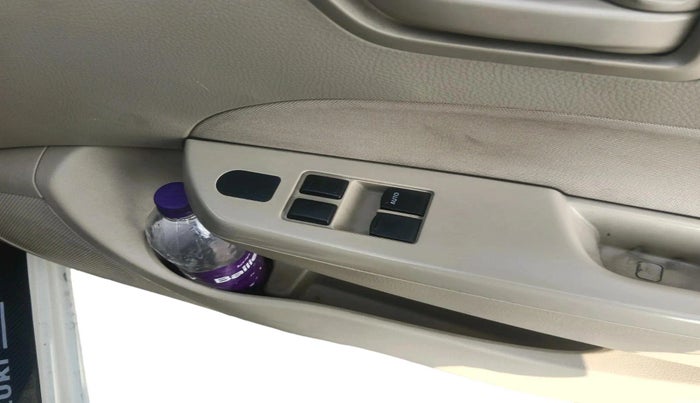 2017 Maruti Swift Dzire TOUR PETROL, CNG, Manual, 90,949 km, interior