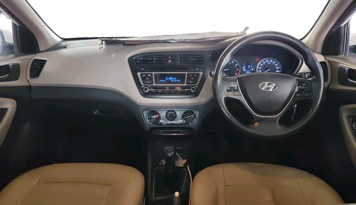 2015 Hyundai Elite i20 MAGNA 1.2, CNG, Manual, 1,87,110 km, interior
