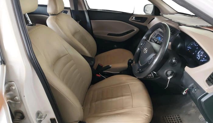 2015 Hyundai Elite i20 MAGNA 1.2, CNG, Manual, 1,87,110 km, interior