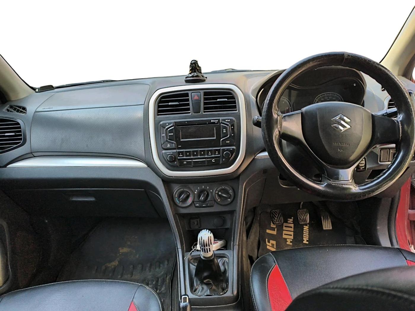 2017 Maruti Vitara Brezza LDI (O), Diesel, Manual, 1,09,573 km, interior