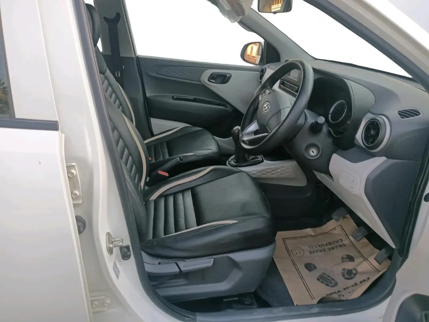 2021 Hyundai GRAND I10 NIOS MAGNA 1.2 KAPPA VTVT, Petrol, Manual, 32,609 km, interior