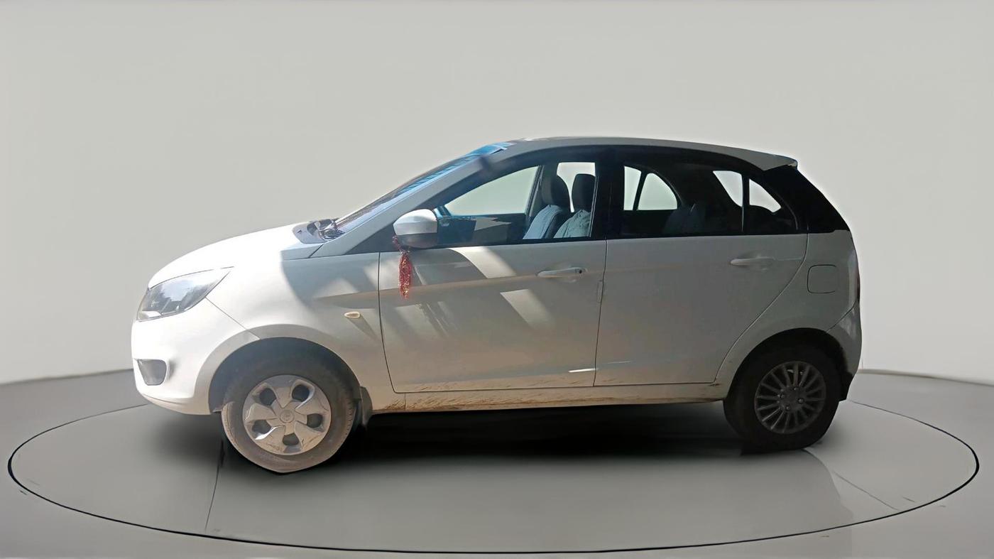 2016 Tata Bolt XE QUADRAJET, Diesel, Manual, 48,422 km, exterior