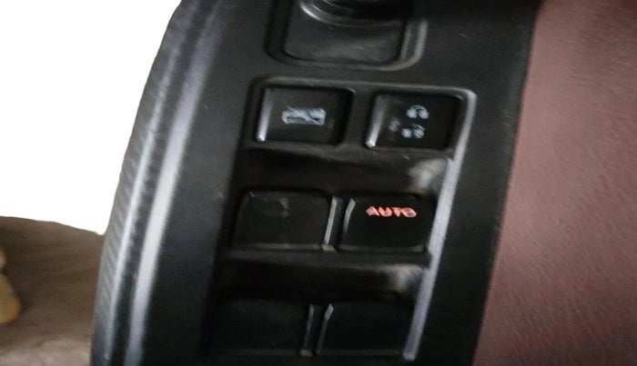 2019 Maruti Swift VDI, Diesel, Manual, 1,64,040 km, interior