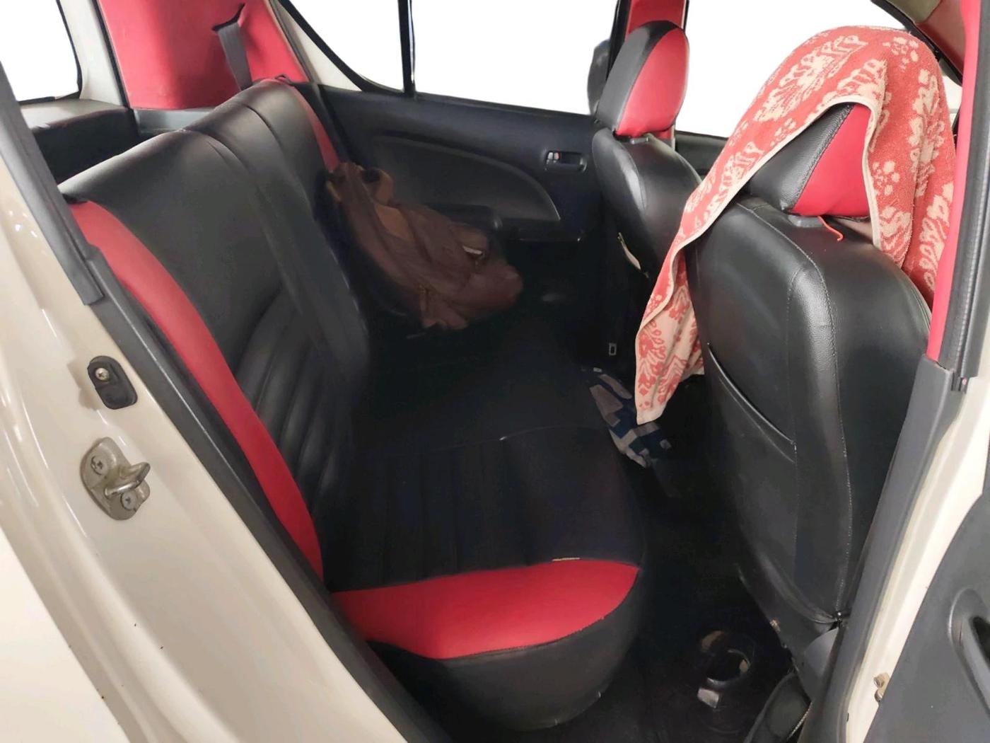 2016 Maruti Ritz LXI, CNG, Manual, 1,64,694 km, interior