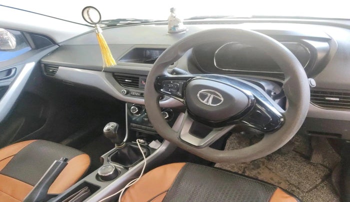 2021 Tata NEXON XM SUNROOF PETROL, Petrol, Manual, 81,246 km, interior