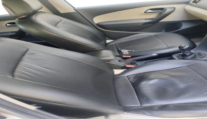 2013 Volkswagen Polo HIGHLINE1.2L, Petrol, Manual, 85,787 km, interior