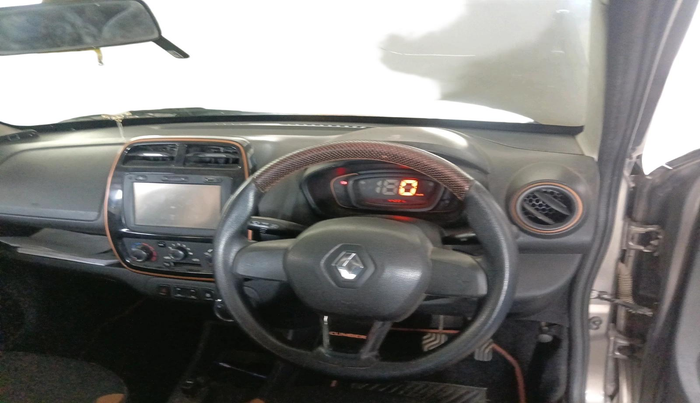 2017 Renault Kwid CLIMBER 1.0 AMT, Petrol, Automatic, 44,221 km, interior