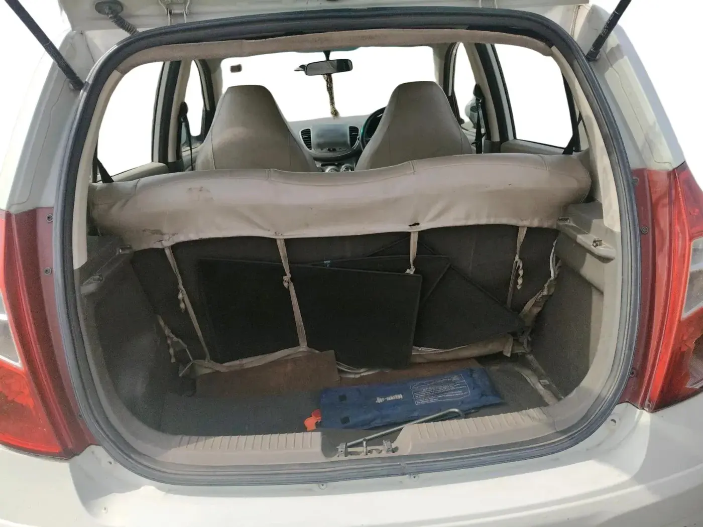 2011 Hyundai i10 MAGNA 1.2, Petrol, Manual, 96,793 km, exterior