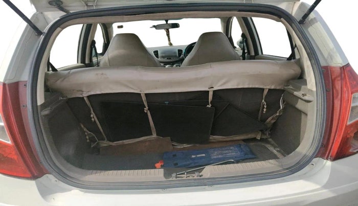 2011 Hyundai i10 MAGNA 1.2, Petrol, Manual, 96,793 km, exterior