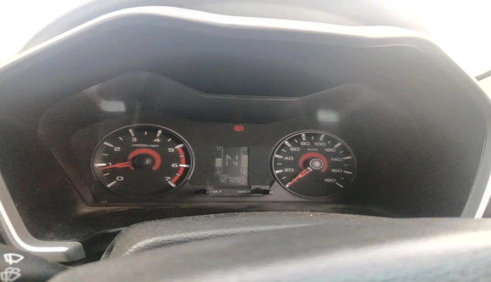 2016 Mahindra Kuv100 K6 6 STR, CNG, Manual, 1,27,285 km, interior