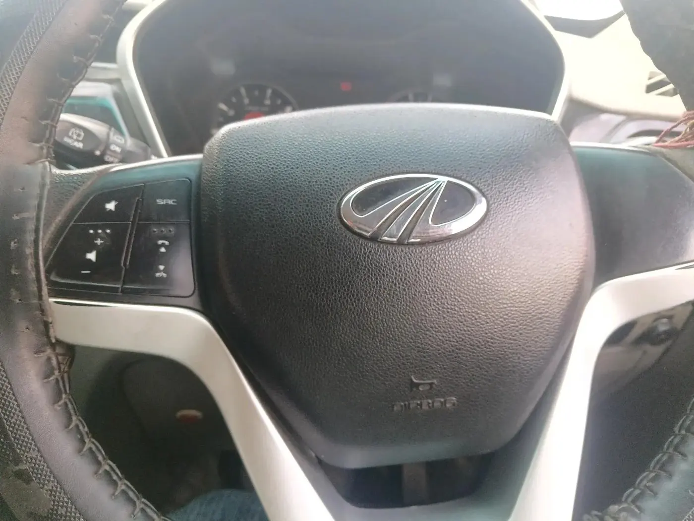 2016 Mahindra Kuv100 K6 6 STR, CNG, Manual, 1,27,285 km, interior