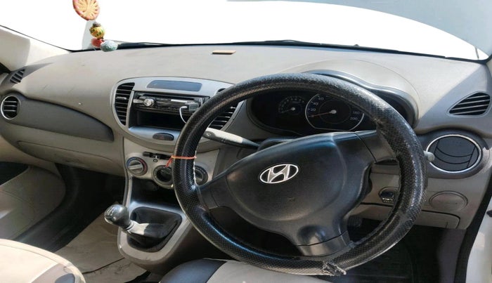 2011 Hyundai i10 MAGNA 1.2, CNG, Manual, 1,26,663 km, interior