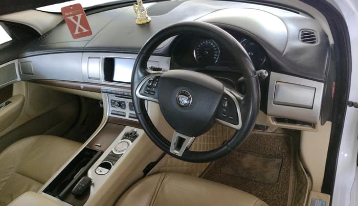 2015 Jaguar XF 2.2 DIESEL, Diesel, Automatic, 61,662 km, interior