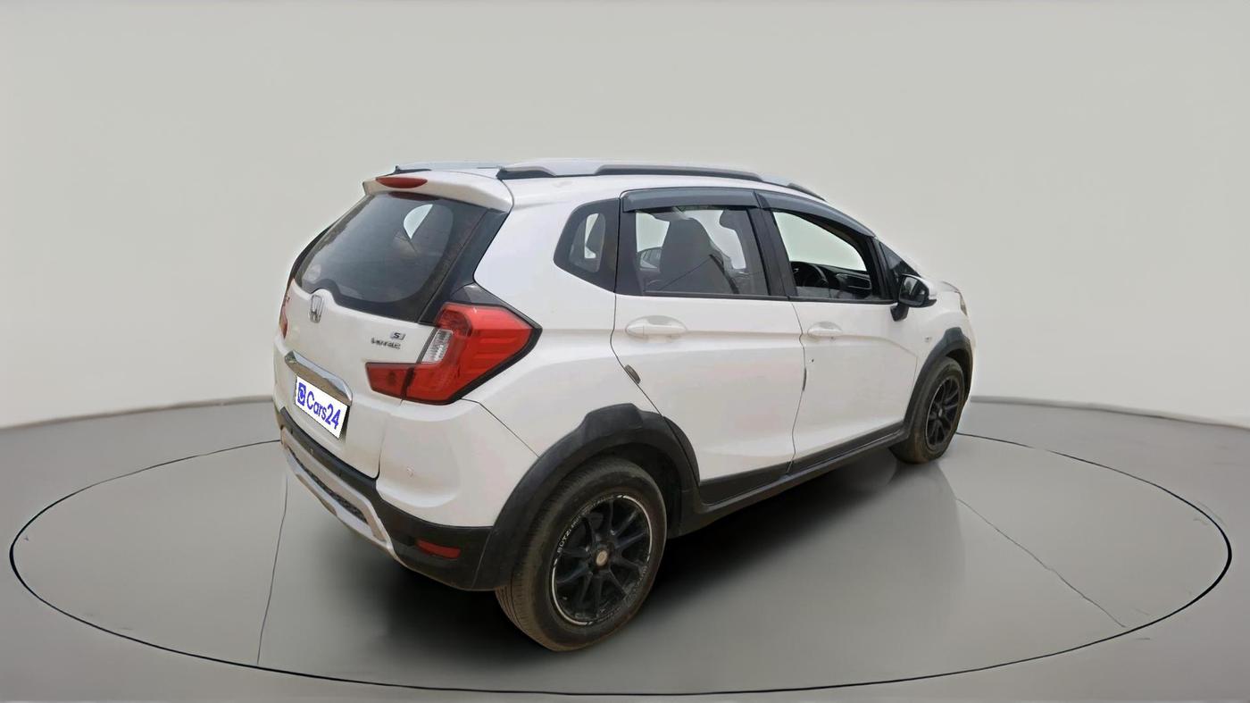 2017 Honda WR-V 1.5L I-DTEC S MT, Diesel, Manual, 94,789 km, exterior