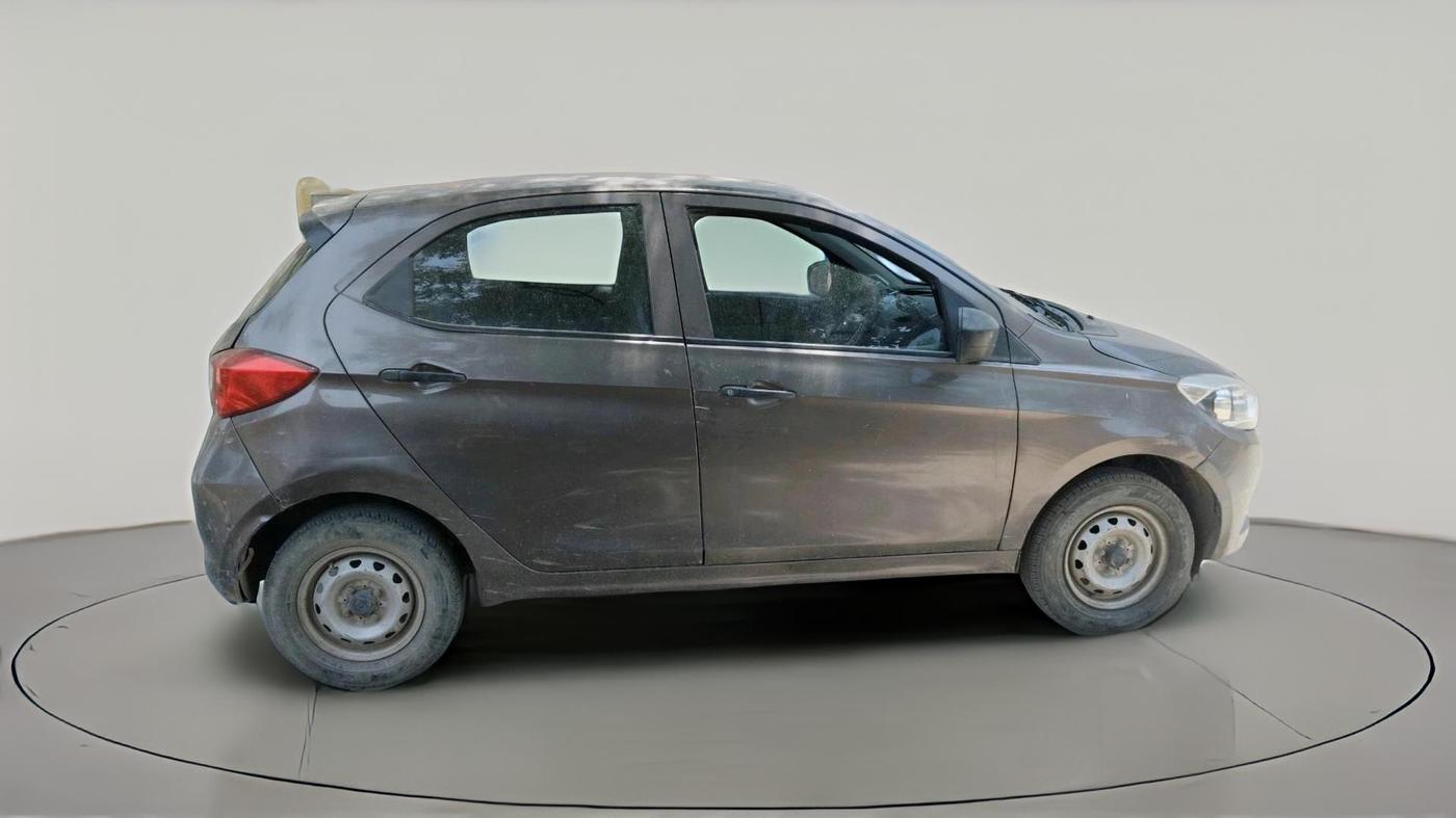2018 Tata Tiago XE PETROL, Petrol, Manual, 67,474 km, exterior